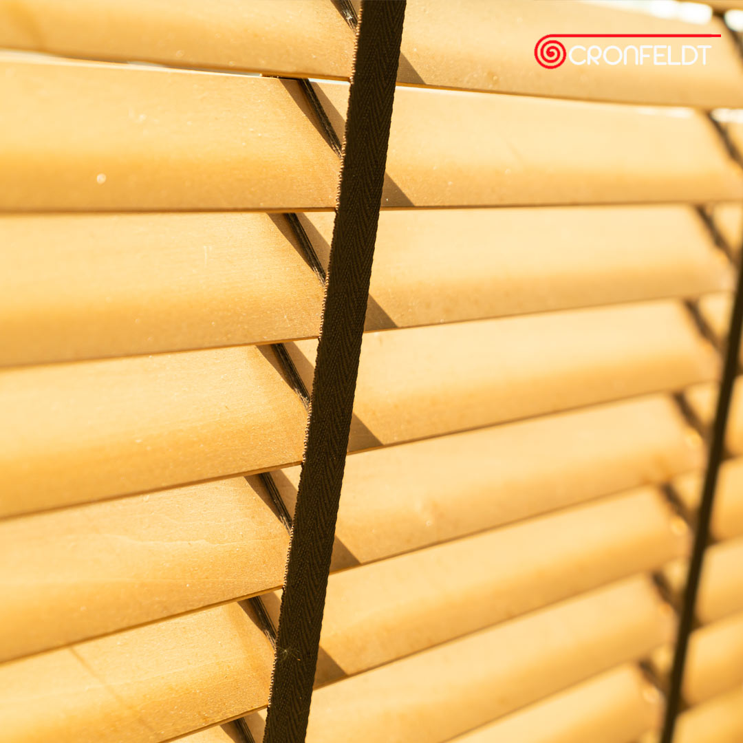 PERSIANA DE MADERA CRONFELDT